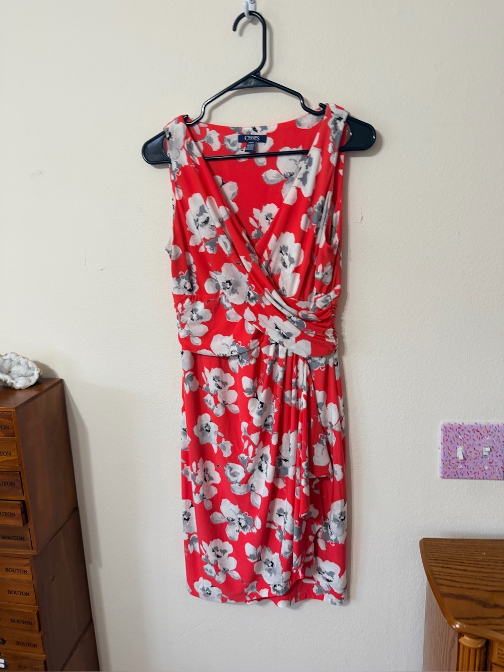Chaps V-Neck dress size M